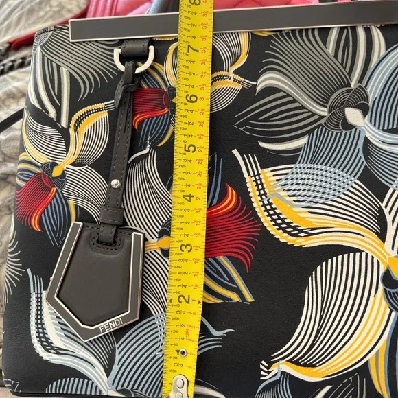 Rare Fendi runway 2jour Bag - Picture 3 of 13